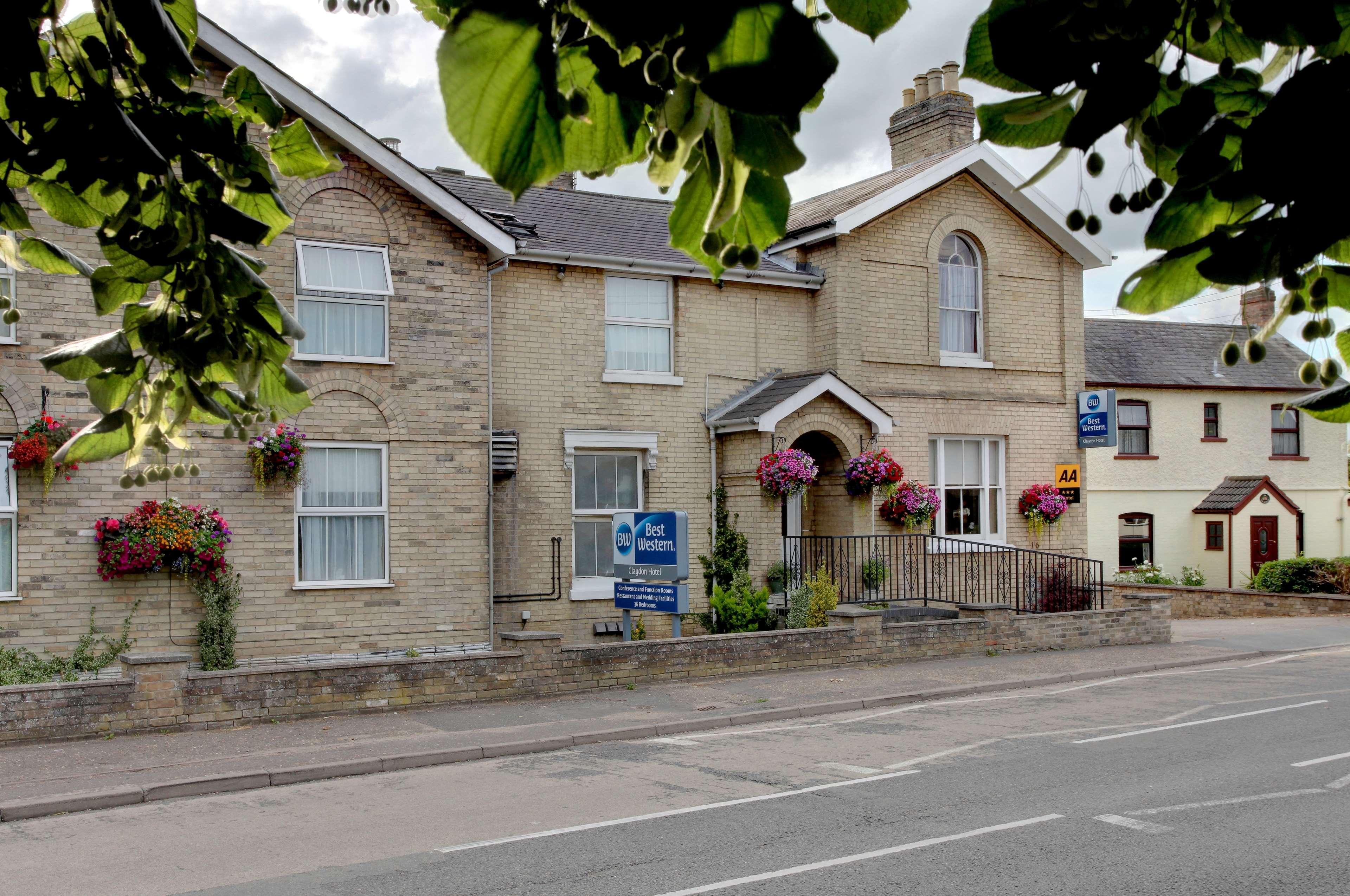 Best Western Claydon Hotel Exterior photo