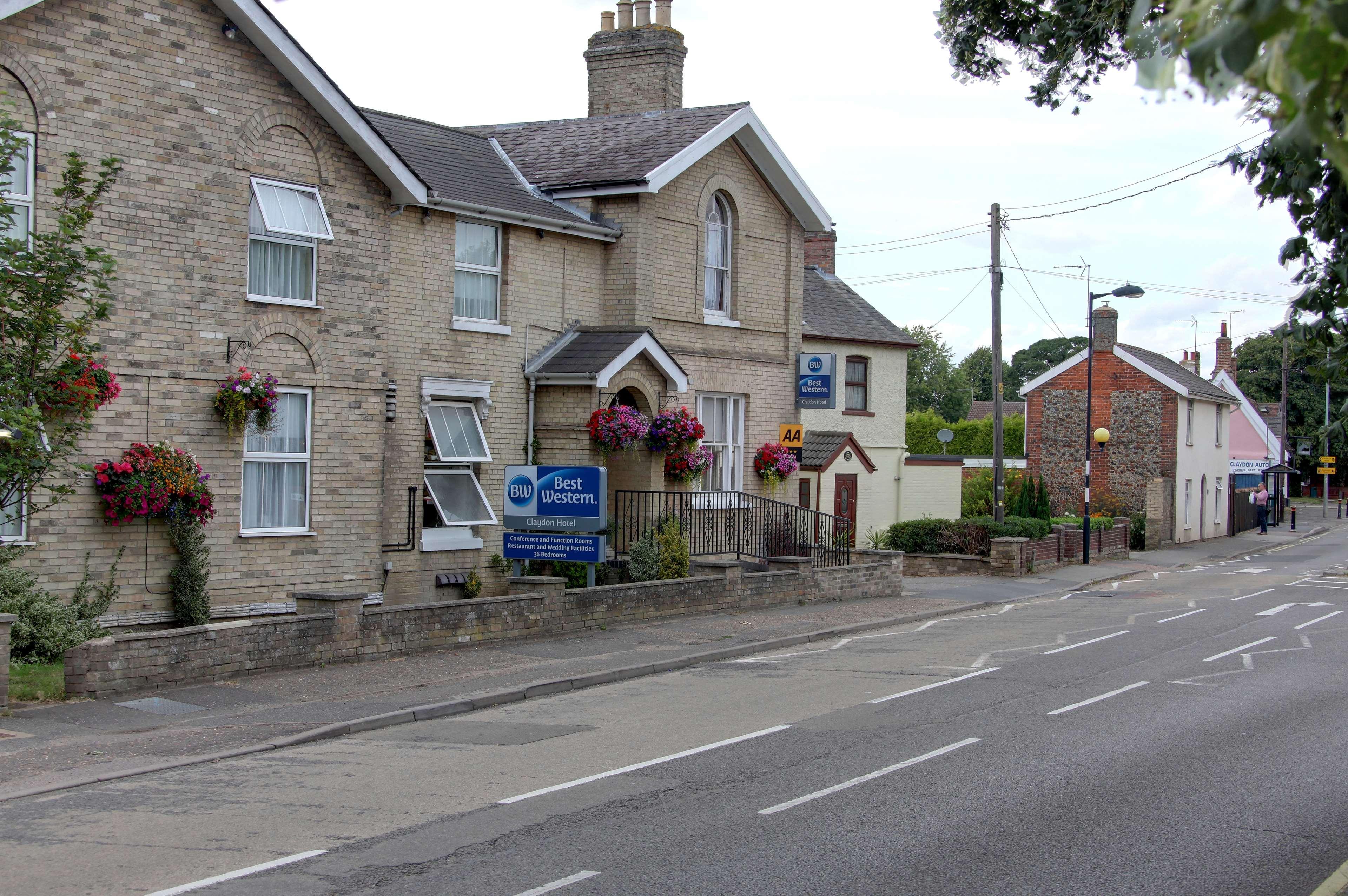 Best Western Claydon Hotel Exterior photo